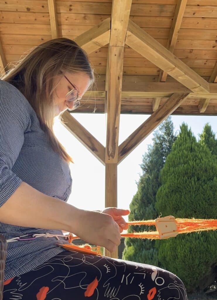 Tablet weaving